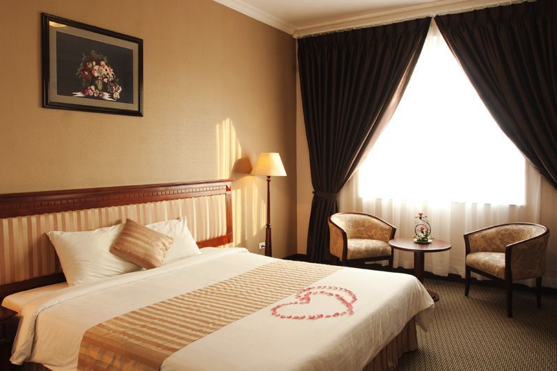Aloha Halong Hotel Ha Long Eksteriør bilde