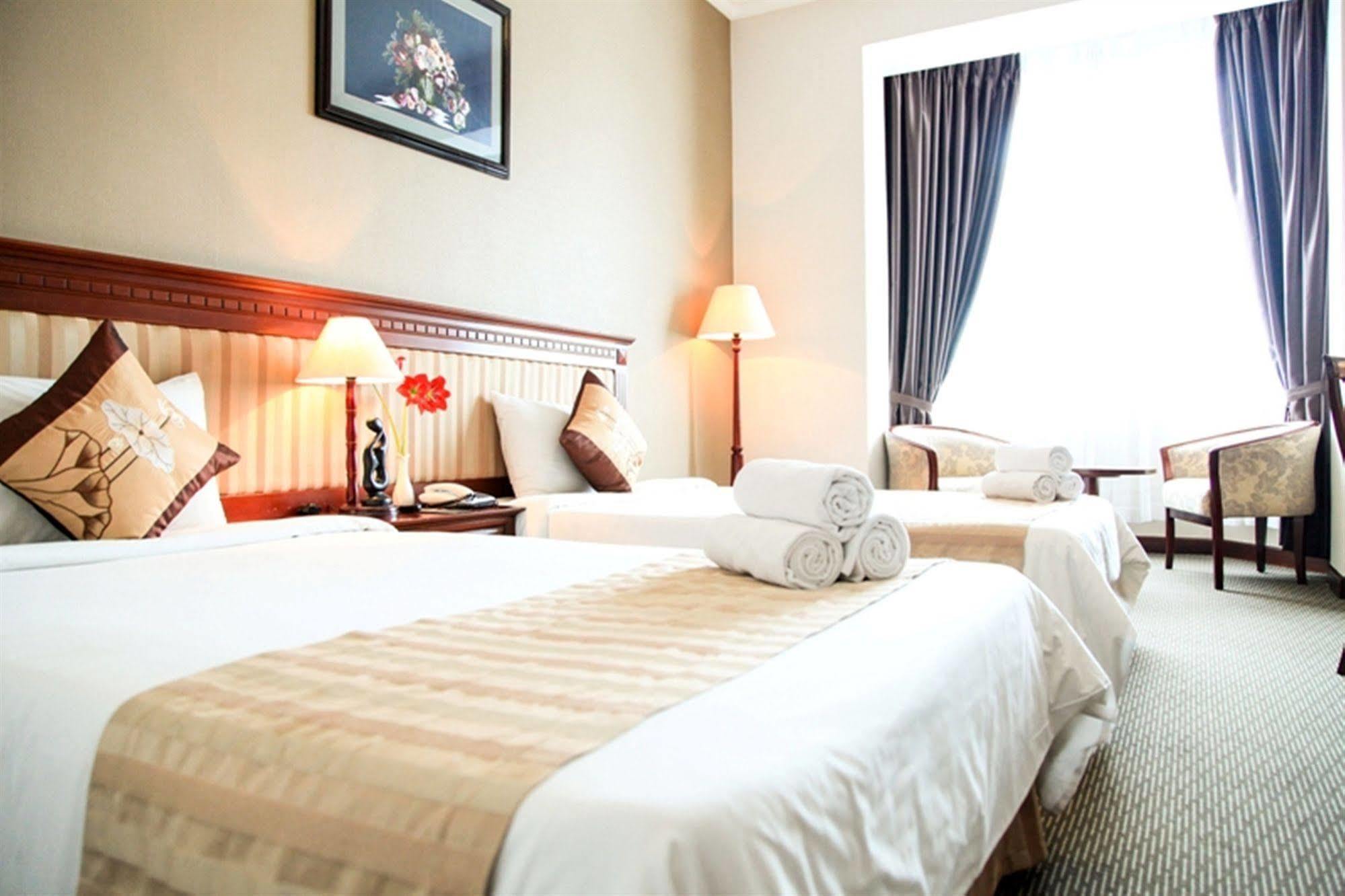 Aloha Halong Hotel Ha Long Eksteriør bilde
