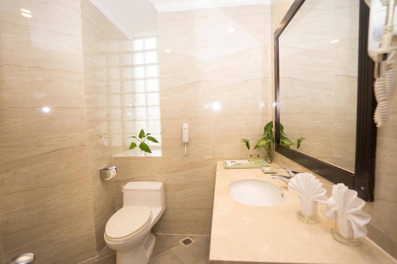 Aloha Halong Hotel Ha Long Eksteriør bilde