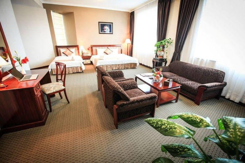 Aloha Halong Hotel Ha Long Eksteriør bilde